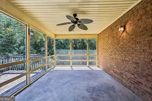 8791 Pleasant Hill Rd, Lithonia, GA 30058 - Photo 34
