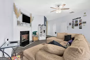 2118 Burns View Ln, Lawrenceville, GA 30044 - Photo 12