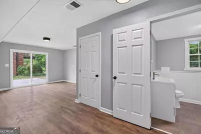 4373 Sun Valley Boulevard, East Point, GA 30344 - Photo 22