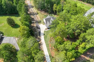 2424 Fischer Rd, Sharpsburg, GA 30277 - Photo 12