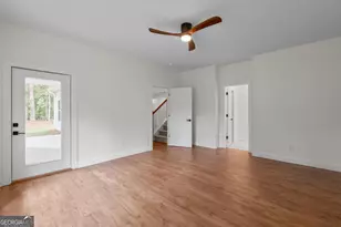 2424 Fischer Rd, Sharpsburg, GA 30277 - Photo 20