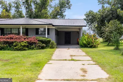 27 Patricia Lane, Hazlehurst, GA 31539 - Photo 2