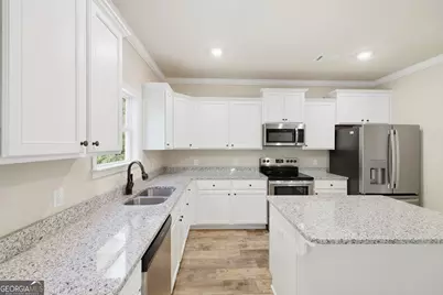275 Huntington Manor Court #18, Cornelia, GA 30531 - Photo 4