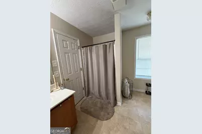 667 Lakes Circle, Lithonia, GA 30058 - Photo 16
