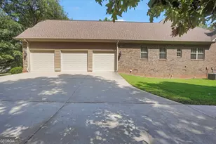 505 Crescent Dr, Forsyth, GA 31029 - Photo 10