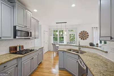 4092 Suwanee Mill Drive, Buford, GA 30518 - Photo 6
