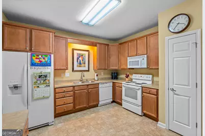 4232 Pondview Way, Oakwood, GA 30566 - Photo 6