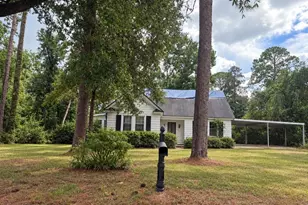 706 Richmond Ave, Waycross, GA 31501 - Photo 1