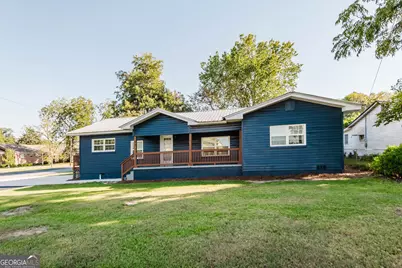 69 Liberty Street, Hawkinsville, GA 31036 - Photo 1