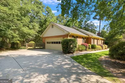 1761 Honey Creek Road SW, Conyers, GA 30094 - Photo 6