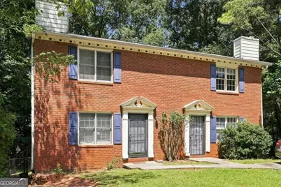 5344 Ridgemere Court, Stone Mountain, GA 30083 - Photo 2