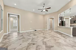 122 Cottonwood Cir, Peachtree City, GA 30269 - Photo 10