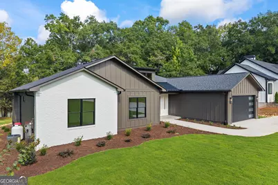 380 Capri Point, Lavonia, GA 30553 - Photo 8