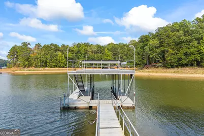 380 Capri Point, Lavonia, GA 30553 - Photo 4
