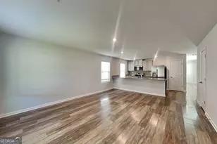 1092 Benfield Ridge W, Conyers, GA 30012 - Photo 2