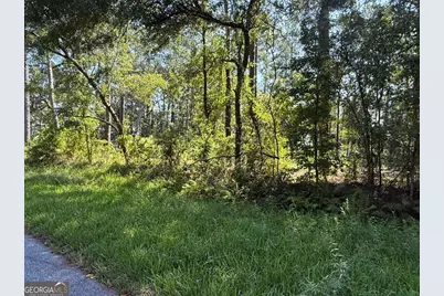 129 Sutherland Drive, Brunswick, GA 31525 - Photo 2