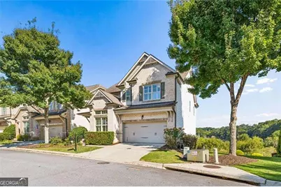 7290 Jamestown Drive, Alpharetta, GA 30005 - Photo 2