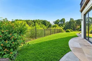 7290 Jamestown Dr, Alpharetta, GA 30005 - Photo 22