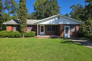 132 President Cir, Statesboro, GA 30458 - Photo 1