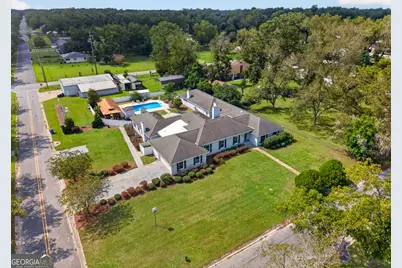 2501 Mahan Drive, Waycross, GA 31501 - Photo 2