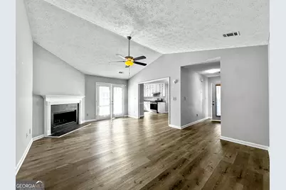 140 Landing Drive, Fayetteville, GA 30214 - Photo 2