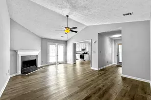140 Landing Dr, Fayetteville, GA 30214 - Photo 2