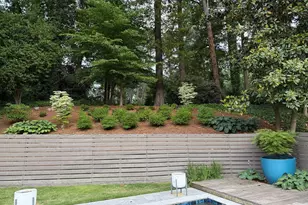1423 Brookvalley Ln NE, Atlanta, GA 30324 - Photo 4