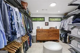 1423 Brook Valley Ln NE, Atlanta, GA 30324 - Photo 32