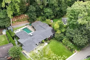 1423 Brook Valley Ln NE, Atlanta, GA 30324 - Photo 10