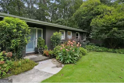 1423 Brook Valley Lane NE, Atlanta, GA 30324 - Photo 2