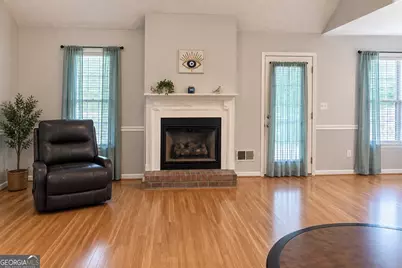 180 Oakwood Circle, Stockbridge, GA 30281 - Photo 6