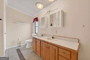 535 E 1st St, Midway, GA 31320 - Photo 18