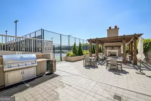 2795 Peachtree Road NE, Atlanta, GA 30305 - Photo 24