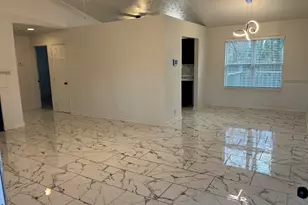 507 Lakeshore Dr, Stockbridge, GA 30281 - Photo 2