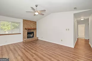 102 Quail Run, Peachtree City, GA 30269 - Photo 6