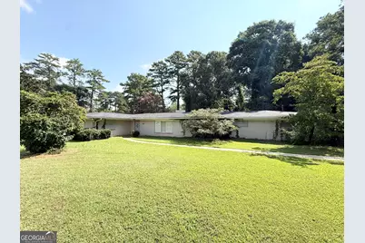 802 Kenilworth Circle, Stone Mountain, GA 30083 - Photo 1