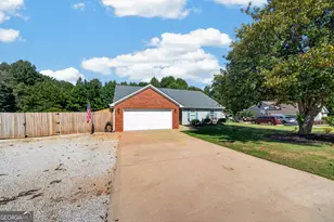 104 Oconee Meadows Ln, Eatonton, GA 31024 - Photo 2