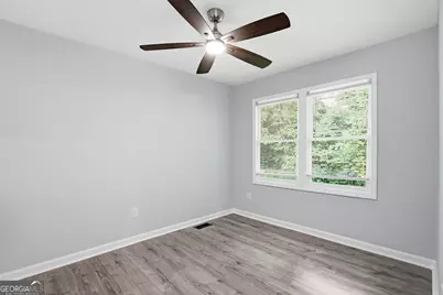467 Park Valley Drive NW, Atlanta, GA 30318 - Photo 10