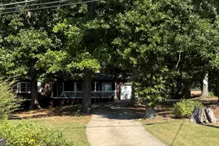 109 Genes Pl, Lagrange, GA 30240 - Photo 4