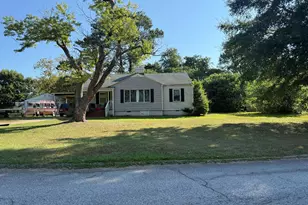 109 Genes Pl, Lagrange, GA 30240 - Photo 6