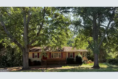 109 Genes Place, Lagrange, GA 30240 - Photo 2