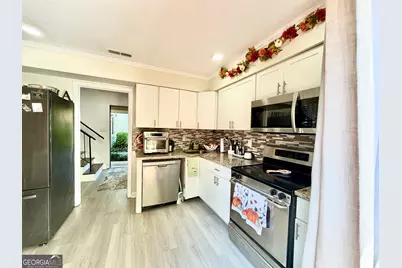 1014 Country Court, Lawrenceville, GA 30044 - Photo 14