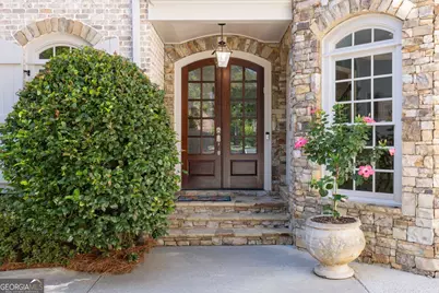 7750 Marsh Court NW, Sandy Springs, GA 30328 - Photo 4