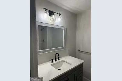 60 Edwards Street, Griffin, GA 30223 - Photo 2