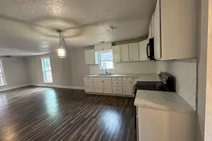 60 Edwards St, Griffin, GA 30223 - Photo 4