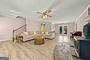 330 Laurelwood Dr, Tyrone, GA 30290 - Photo 12