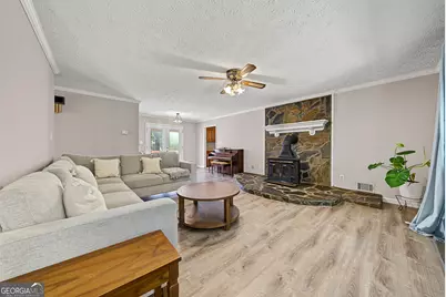 330 Laurelwood Drive, Tyrone, GA 30290 - Photo 8