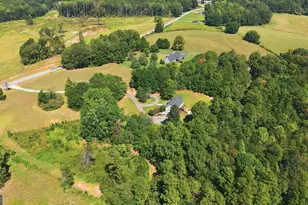 2952 Rock Creek Rd, Toccoa, GA 30577 - Photo 54