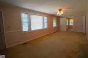 401 N Harris St, Sandersville, GA 31082 - Photo 20