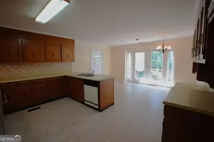 401 N Harris St, Sandersville, GA 31082 - Photo 16